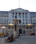 Die Bank of England.